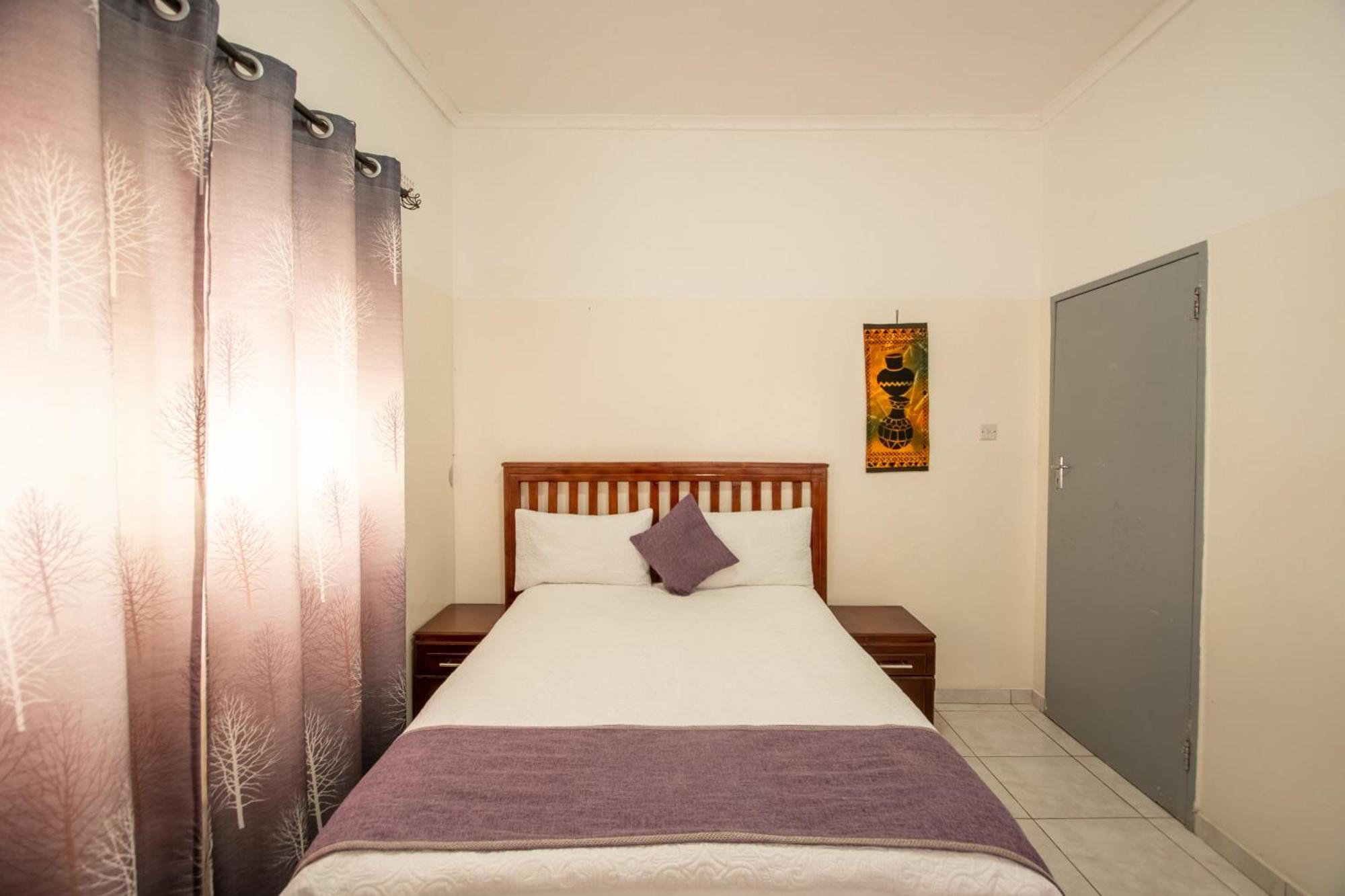 Wood Road Guest Lodge Victoria Falls Exteriör bild